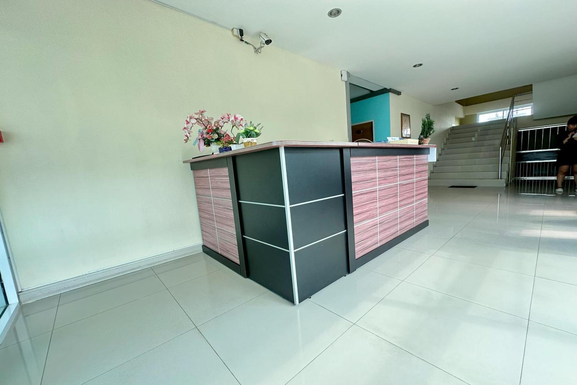 Tara Apartment Surat Thani